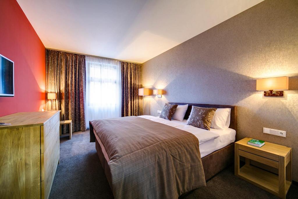 Hotel Restaurant Darwin Прага Номер фото