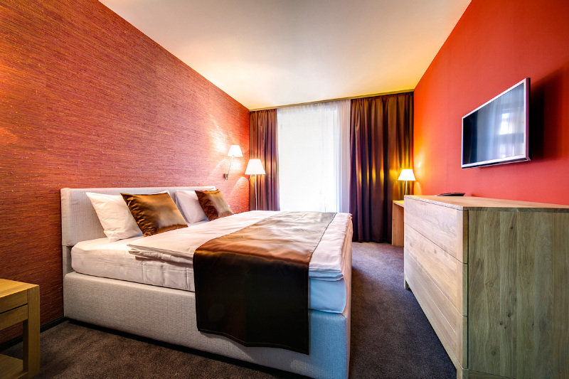 Hotel Restaurant Darwin Прага Экстерьер фото
